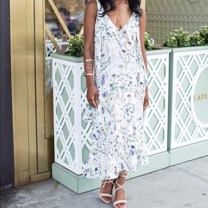 White Maxi floral print dress with ruffles